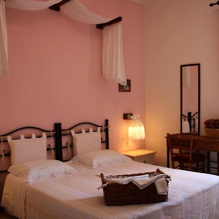 La Cascata Bed and Breakfast Noci Værelse billede