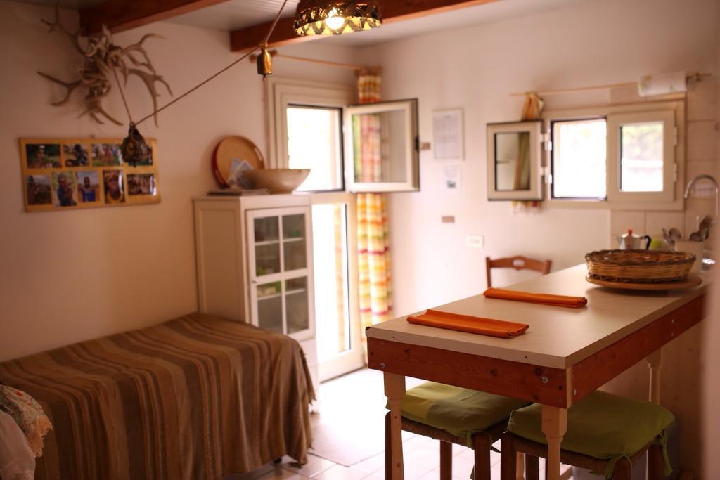 La Cascata Bed and Breakfast Noci Værelse billede