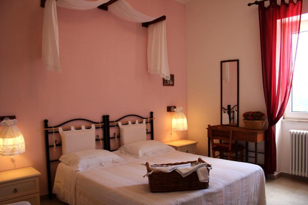 La Cascata Bed and Breakfast Noci Værelse billede
